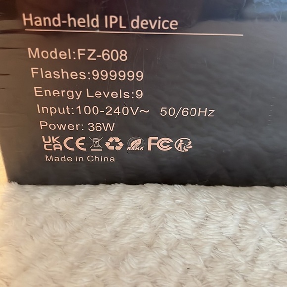NEW HandHeld IPL Device Pro Hair Removal Device Fz-608 New in Box - Picture 3 of 3